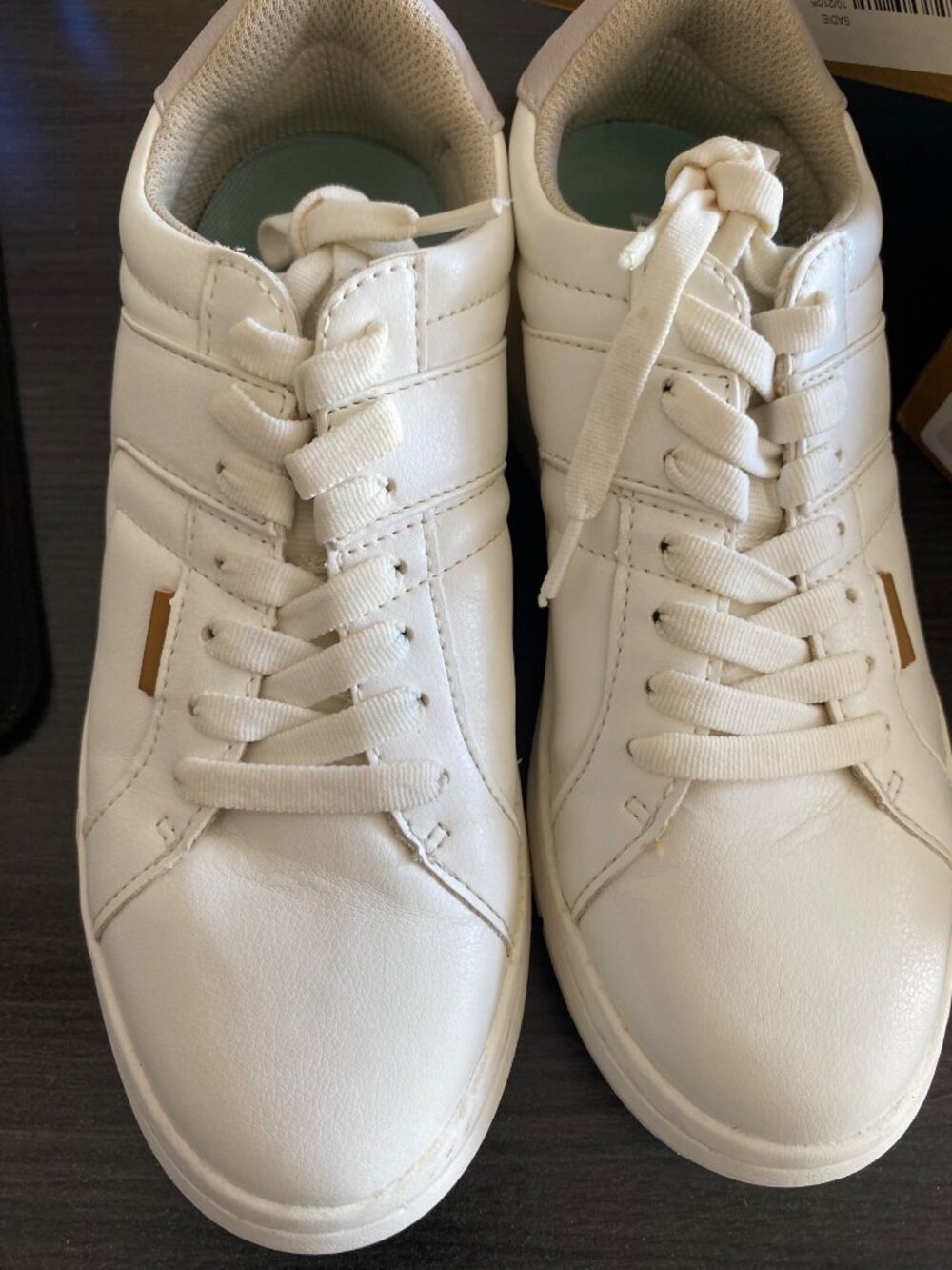 Dr. Scholls Womens Time Off Lace Up Round Toe Sneaker White Size 5.5M Defected